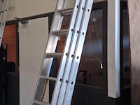 Ladder - 3 x 10 treden - afbeelding 1 van  4
