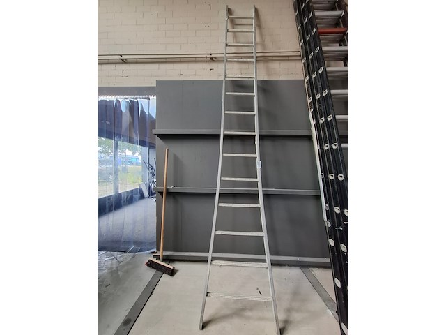 Ladder 14 treeds - afbeelding 1 van  4