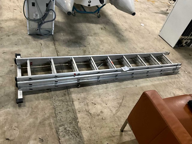 Ladder 3 delig - afbeelding 1 van  5