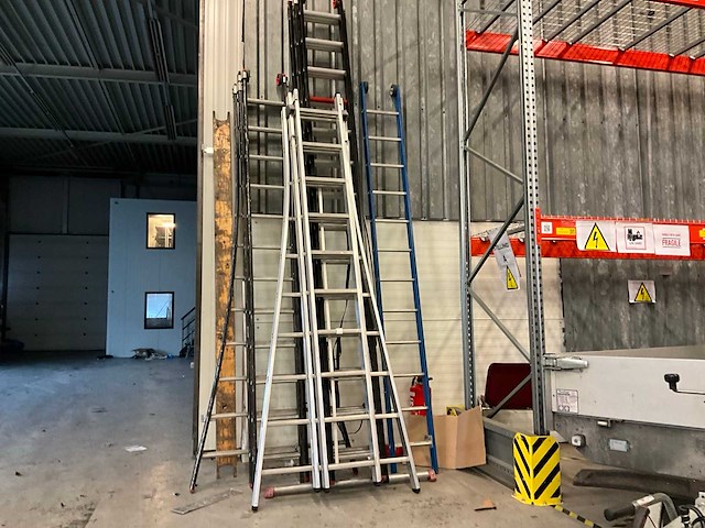 Ladder (3x) - afbeelding 1 van  4