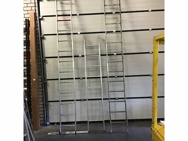 Ladder (3x) - afbeelding 1 van  4