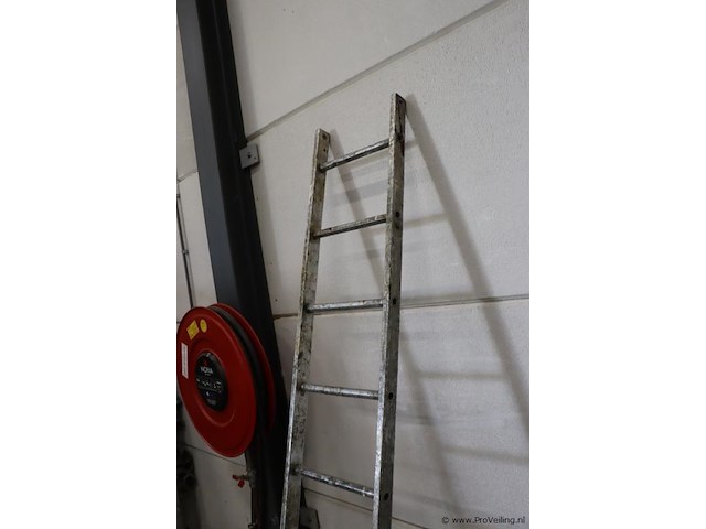 Ladder 9 sporten - afbeelding 3 van  3