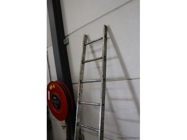 Ladder 9 sporten - afbeelding 3 van  3