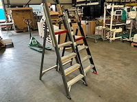 Ladder en trap (2x) - afbeelding 1 van  8