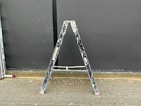 Ladder en trap (4x) - afbeelding 1 van  9