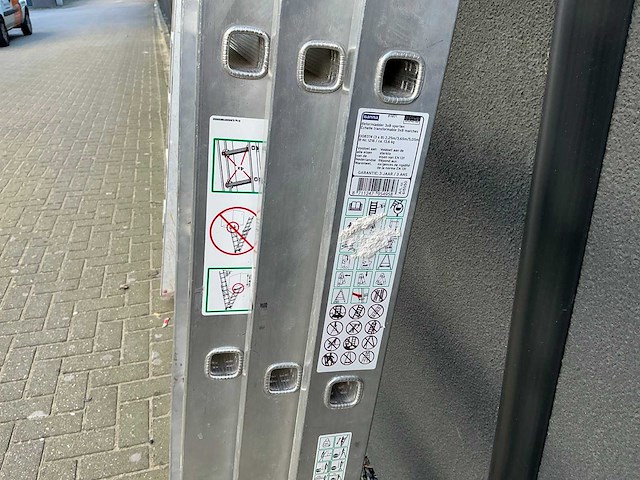 Ladder en trap (4x) - afbeelding 8 van  9