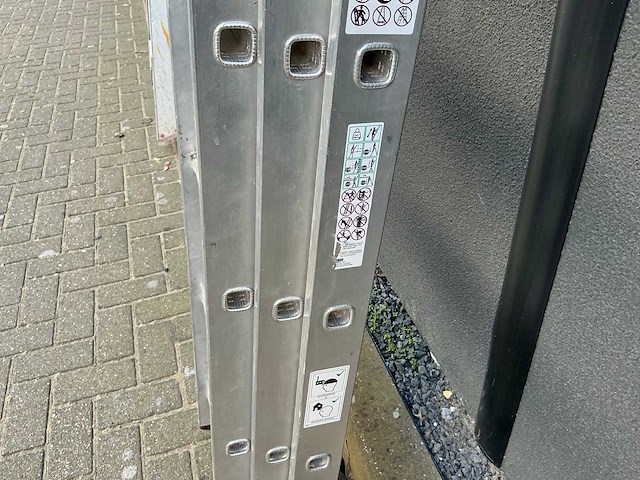 Ladder en trap (4x) - afbeelding 9 van  9