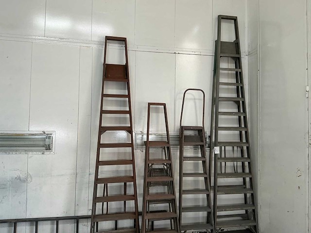 Ladder en trap (4x) - afbeelding 1 van  3