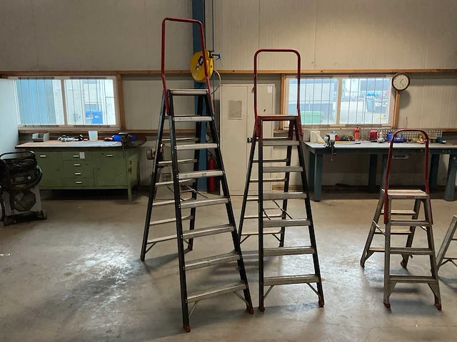 Ladder en trap (4x) - afbeelding 4 van  4