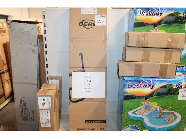 Ladder l berg. nieuw in doos. - afbeelding 1 van  2