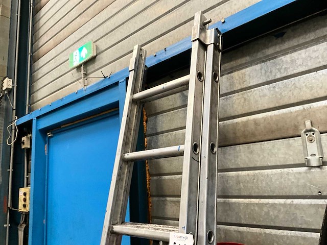 Ladder - afbeelding 5 van  5