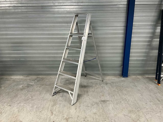 Ladder - afbeelding 1 van  3