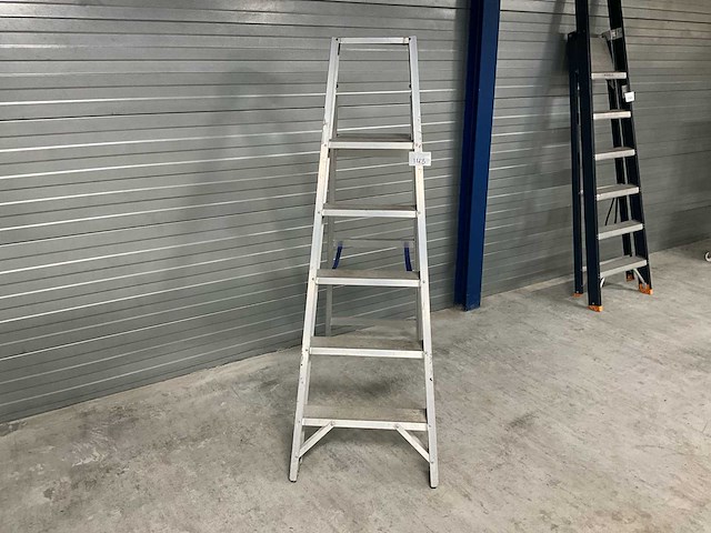 Ladder - afbeelding 2 van  3