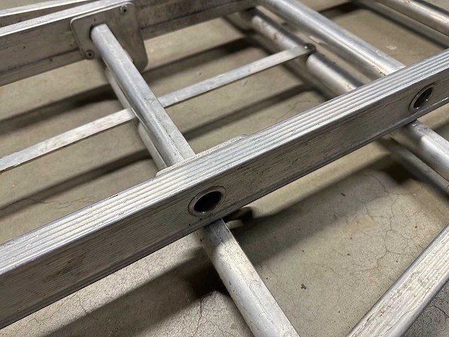 Ladder - afbeelding 2 van  3