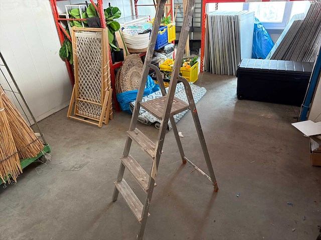 Ladder - afbeelding 4 van  4