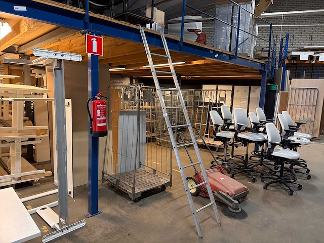 Ladder - afbeelding 1 van  4