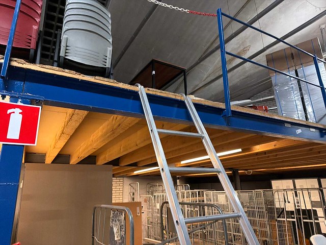 Ladder - afbeelding 3 van  4