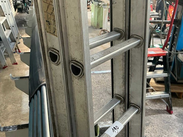 Ladder - afbeelding 3 van  4