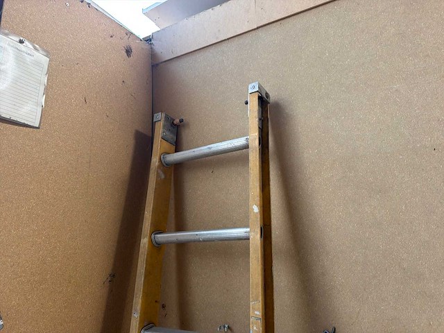Ladder - afbeelding 3 van  3