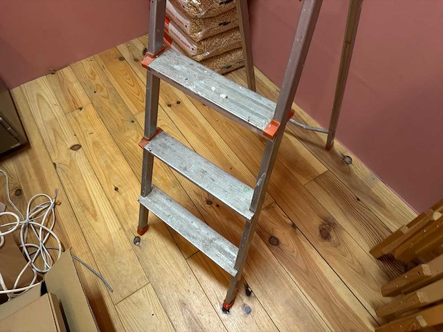 Ladder - afbeelding 3 van  3
