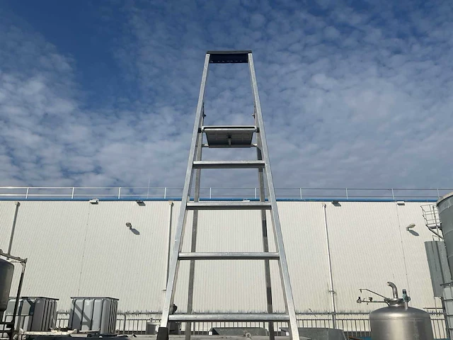 Ladder - afbeelding 5 van  5
