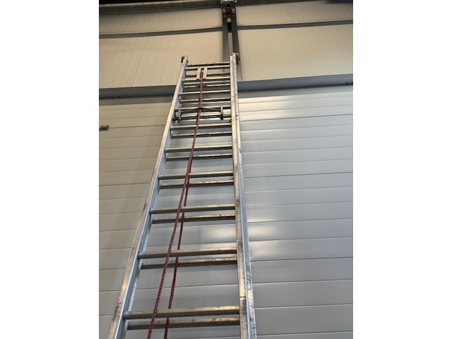Ladder - afbeelding 3 van  7
