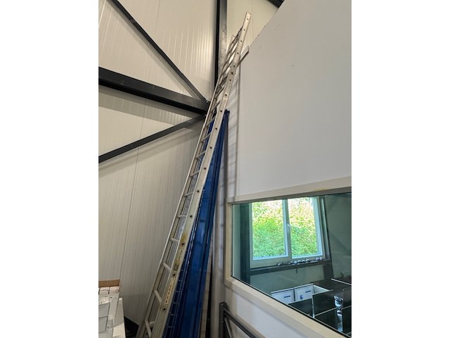 Ladder - afbeelding 5 van  7