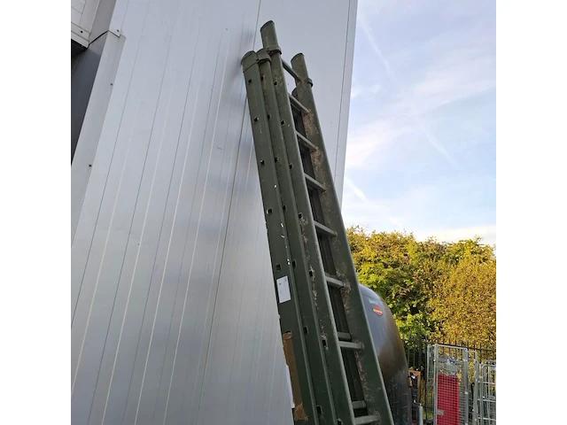 Ladder - afbeelding 6 van  7