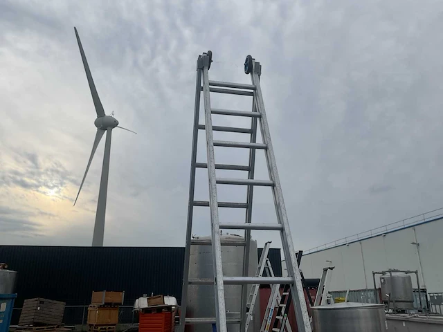 Ladder - afbeelding 4 van  5