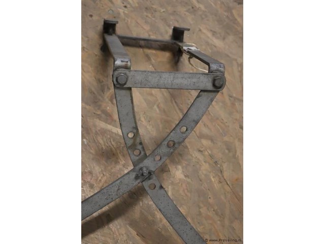 Ladderafhouder met wielen - afbeelding 3 van  5