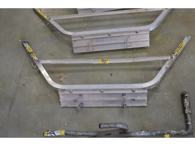 Ladderafstandhouders, aluminium - 4 stuks - afbeelding 1 van  7
