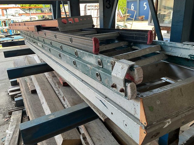 Ladders (4x) - afbeelding 4 van  4
