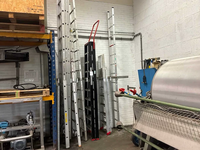 Ladders en trappen (6x) - afbeelding 1 van  3