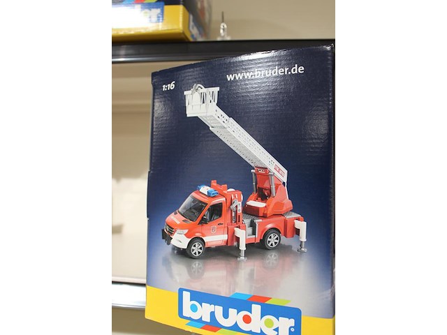 Ladderwagen bruder. - afbeelding 2 van  2
