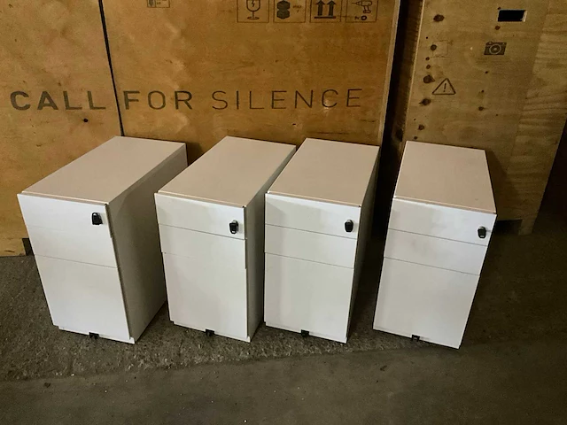 Ladeblok 57x30x57cm (4x) - afbeelding 1 van  3