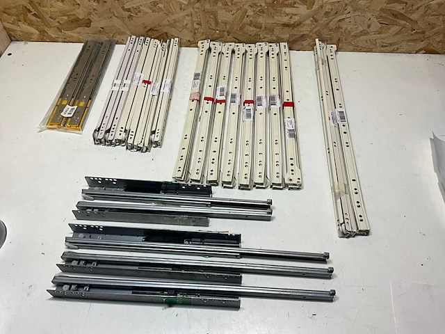 Ladegeleiders diverse maten (23x) - afbeelding 4 van  11