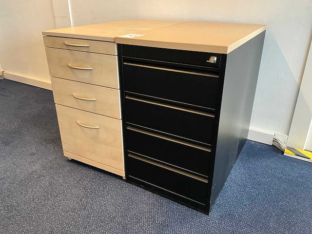 Ladekast (2x) - afbeelding 1 van  3