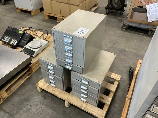 Ladekast (3x) - afbeelding 1 van  2