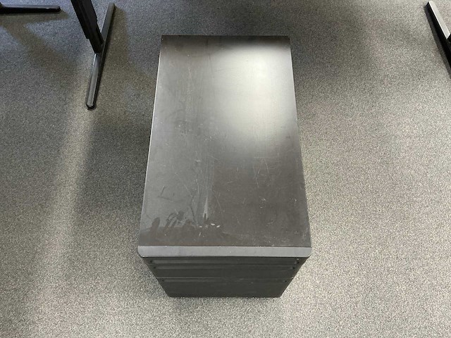 Ladekast 75x43x59 cm - afbeelding 4 van  8