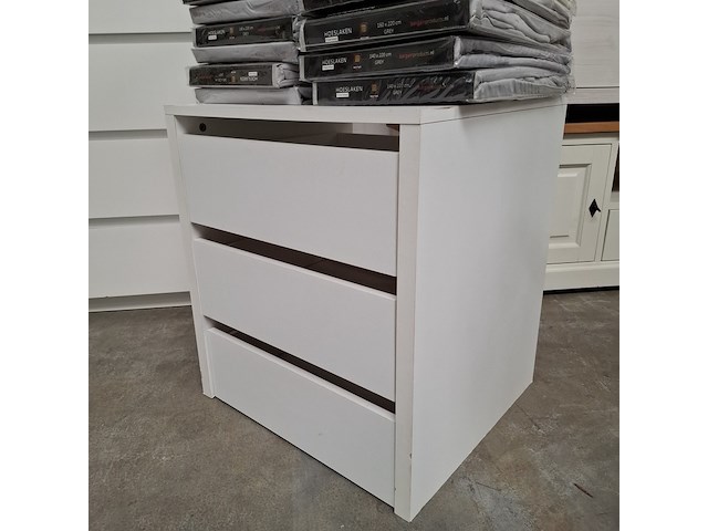 Ladekast met 2x nachtkastje - afbeelding 2 van  7