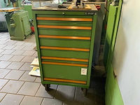 Ladekast met freesgereedschappen - afbeelding 1 van  5