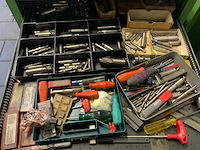 Ladekast met freesgereedschappen - afbeelding 6 van  6