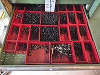 Ladekast met inhoud - afbeelding 11 van  12