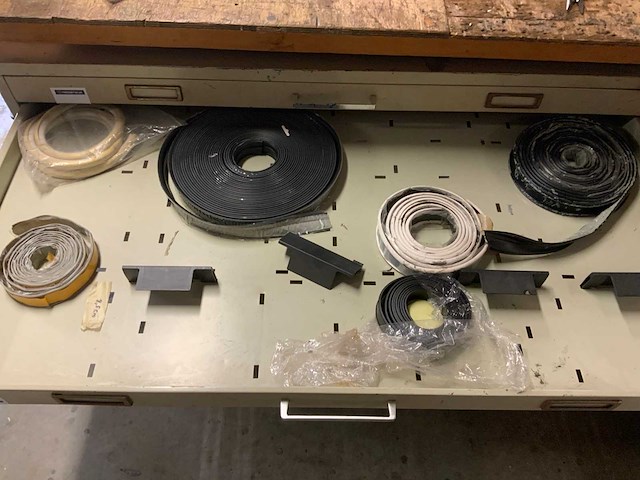 Ladekast met rubbers - afbeelding 11 van  14