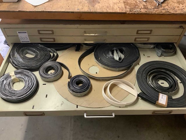 Ladekast met rubbers - afbeelding 12 van  14