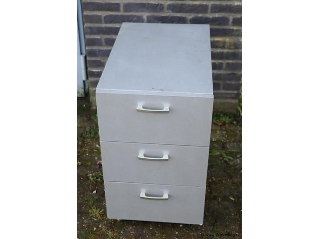 Ladekast op wielen - afbeelding 1 van  3