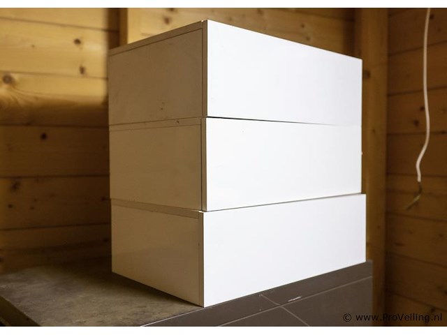 Laden - 3 stuks - afbeelding 1 van  2