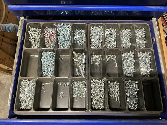 Ladenkast 12 schuiven met grijpvoorraad - afbeelding 5 van  18