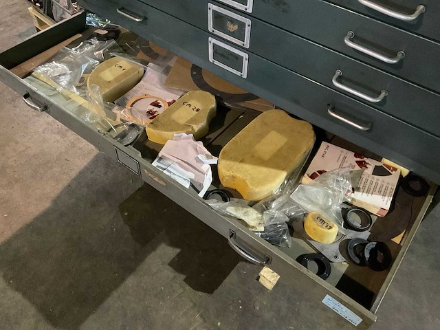 Ladenkast (2x) - afbeelding 10 van  11