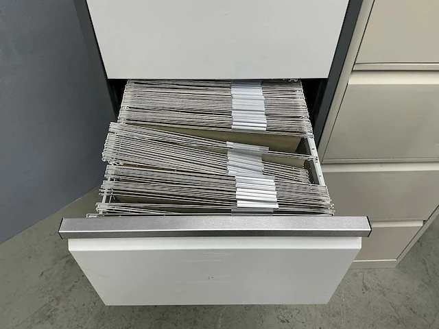 Ladenkast diverse afmetingen (2x) - afbeelding 13 van  14